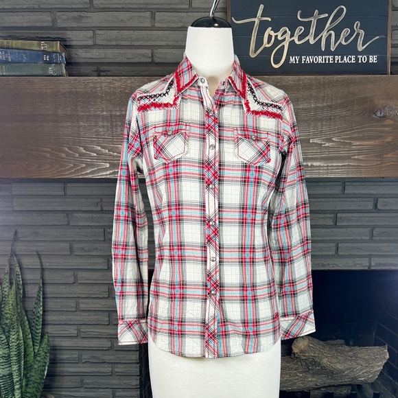 Ariat Tops - Ariat plaid snap buttonup metal flower buttons and decorative thread wor…